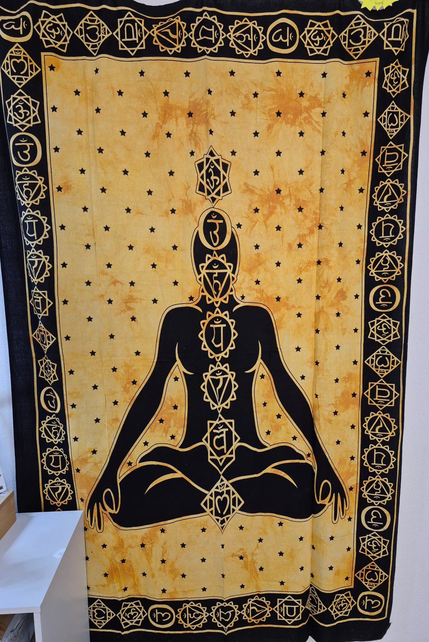 Tenture d'Inde moyen modèle - bouddha et chakras - Pierres de Terre Happy