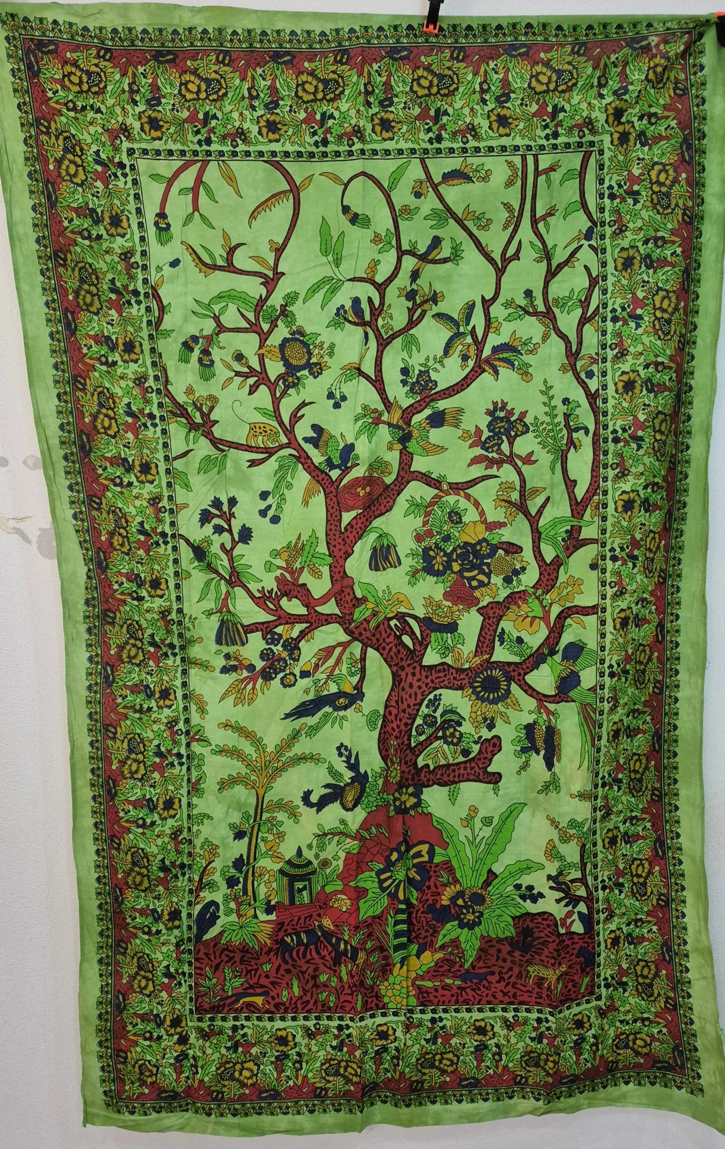 Tenture d'Inde moyen modèle - arbre vert - Pierres de Terre Happy