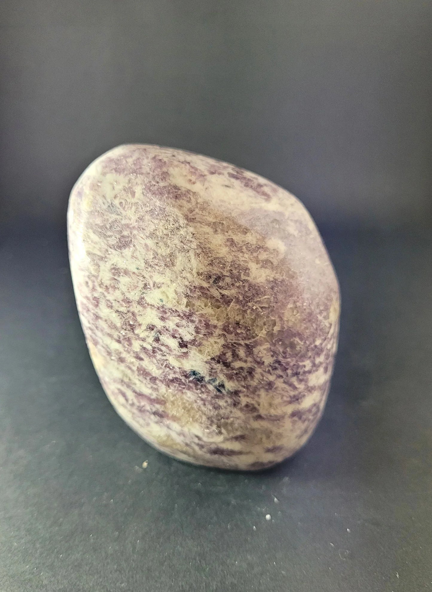 Bloc poli de Lépidolite 534g - Pierres de Terre Happy