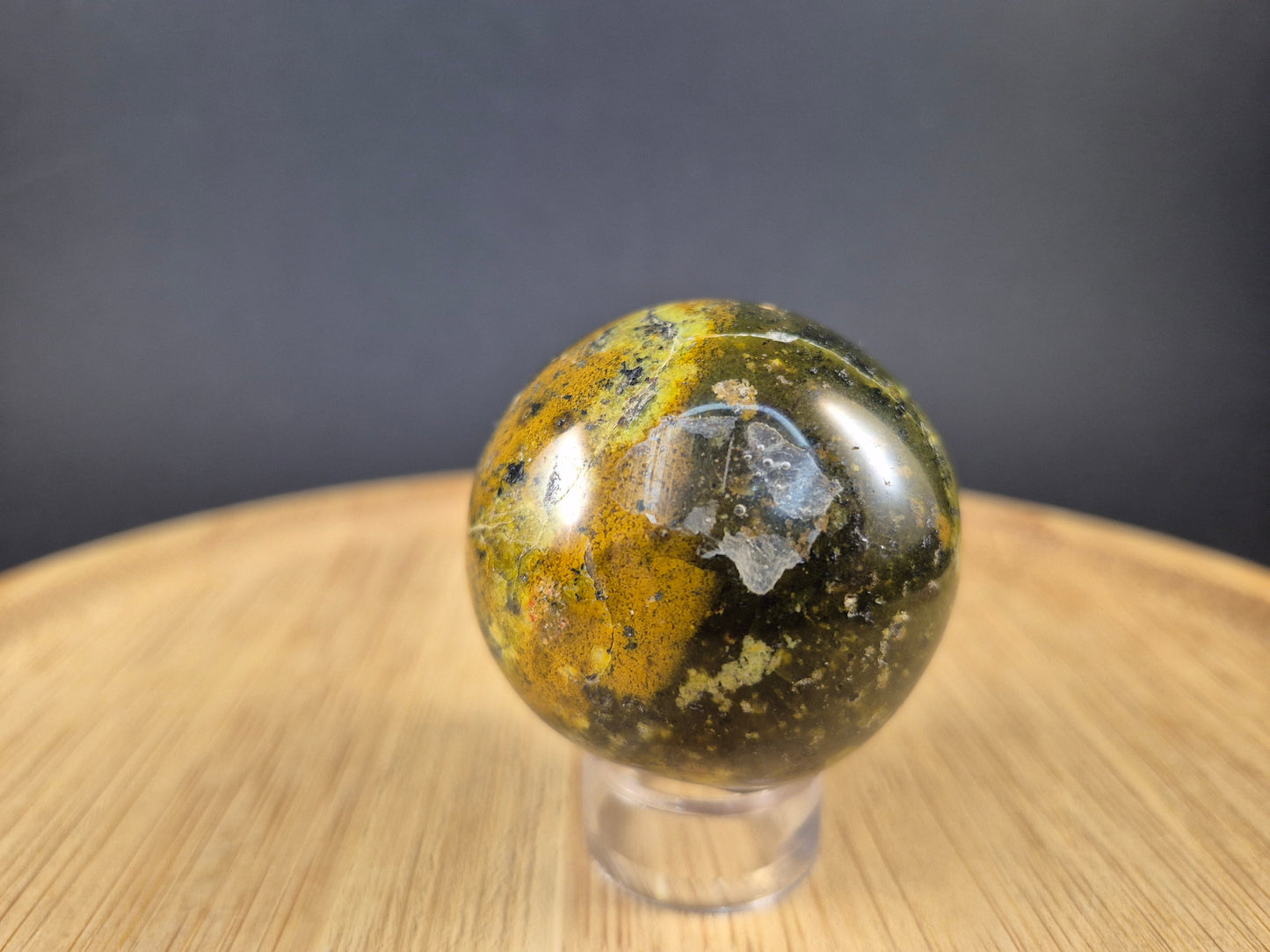 Sphère en Opale Verte 7,5cm