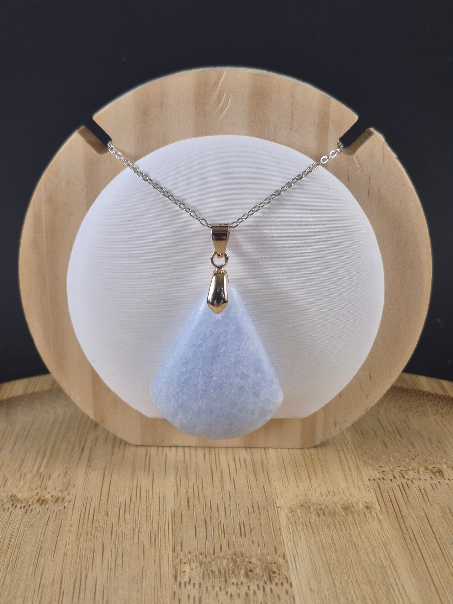 Pendentif en Calcite bleue
