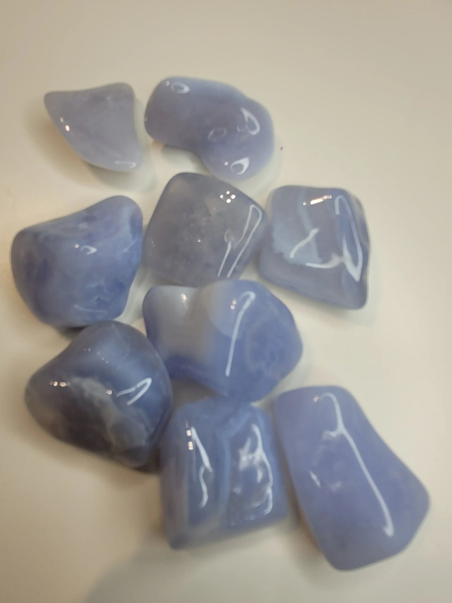 Calcédoïne bleue 30 a 40mm - Pierres de Terre Happy