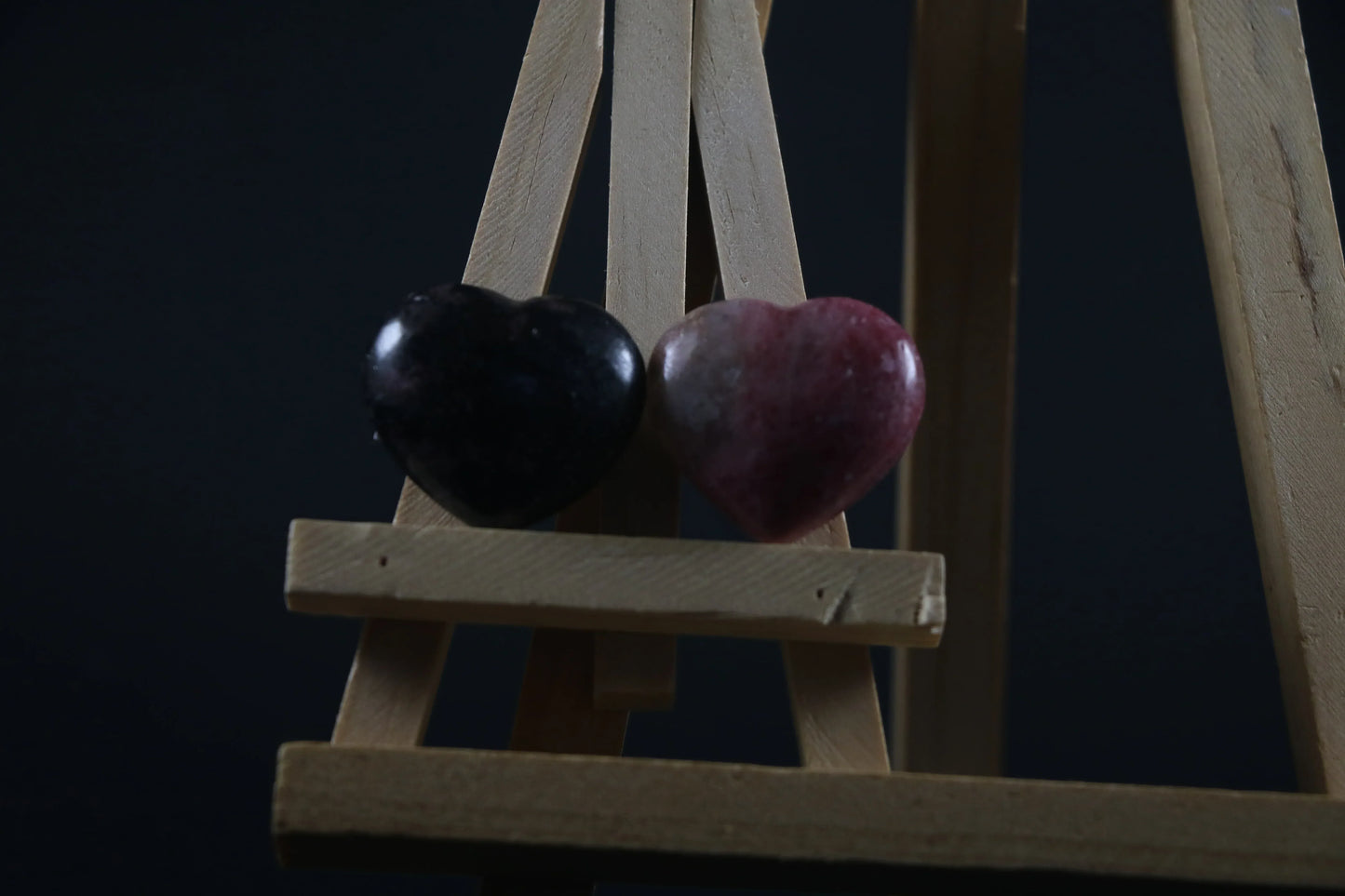 Coeur en Rhodonite 3cm - Pierres de Terre Happy