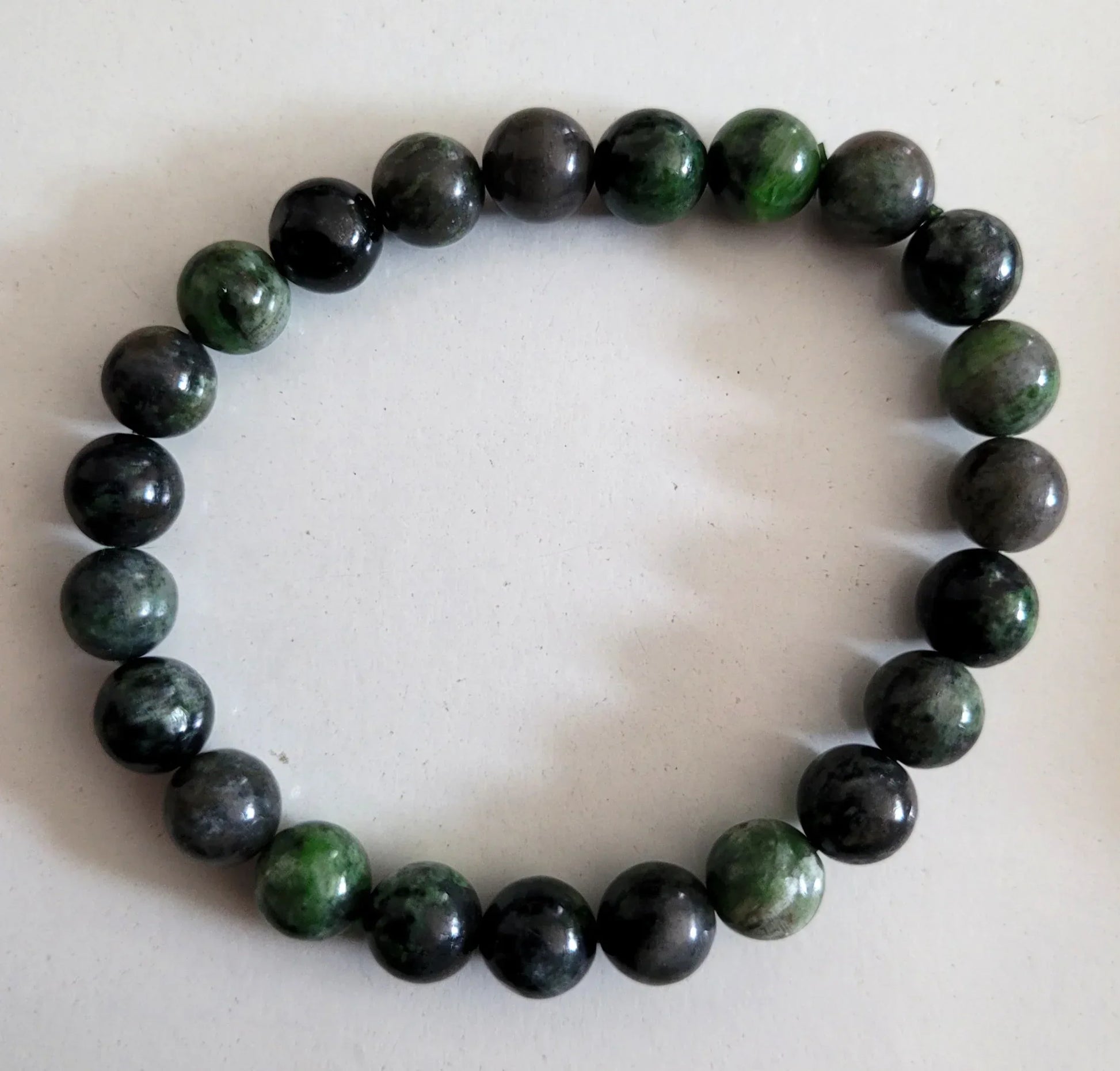 Bracelet en Diopside Verte 8mm AB - Pierres de Terre Happy