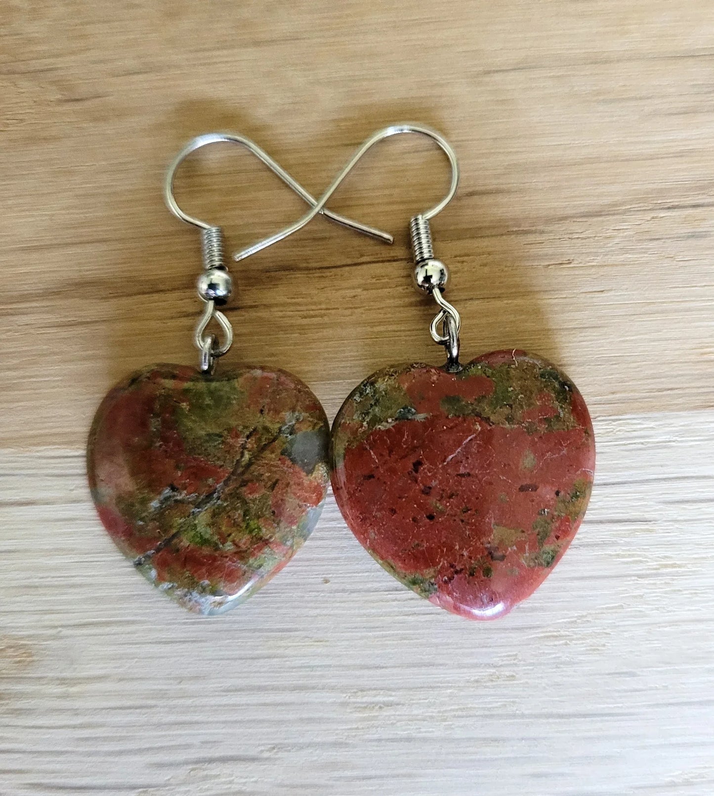 Boucles d'oreilles Coeur en Unakite - Pierres de Terre Happy