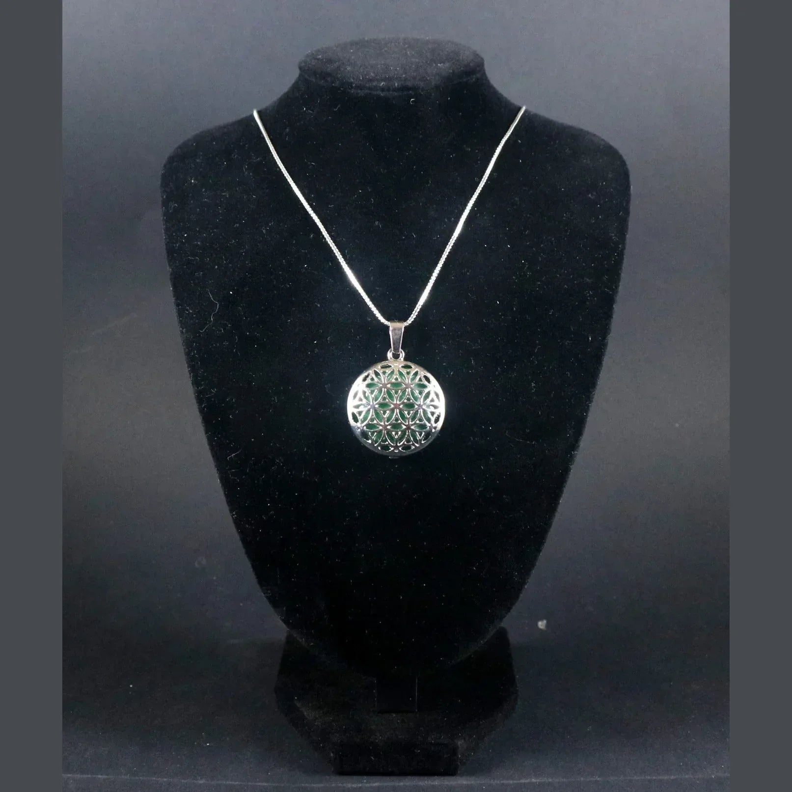 Pendentif fleur de vie en Aventurine verte - Pierres de Terre Happy