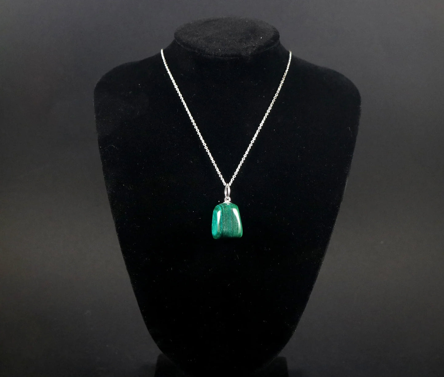 Pendentif pierre roulée en Malachite - Pierres de Terre Happy