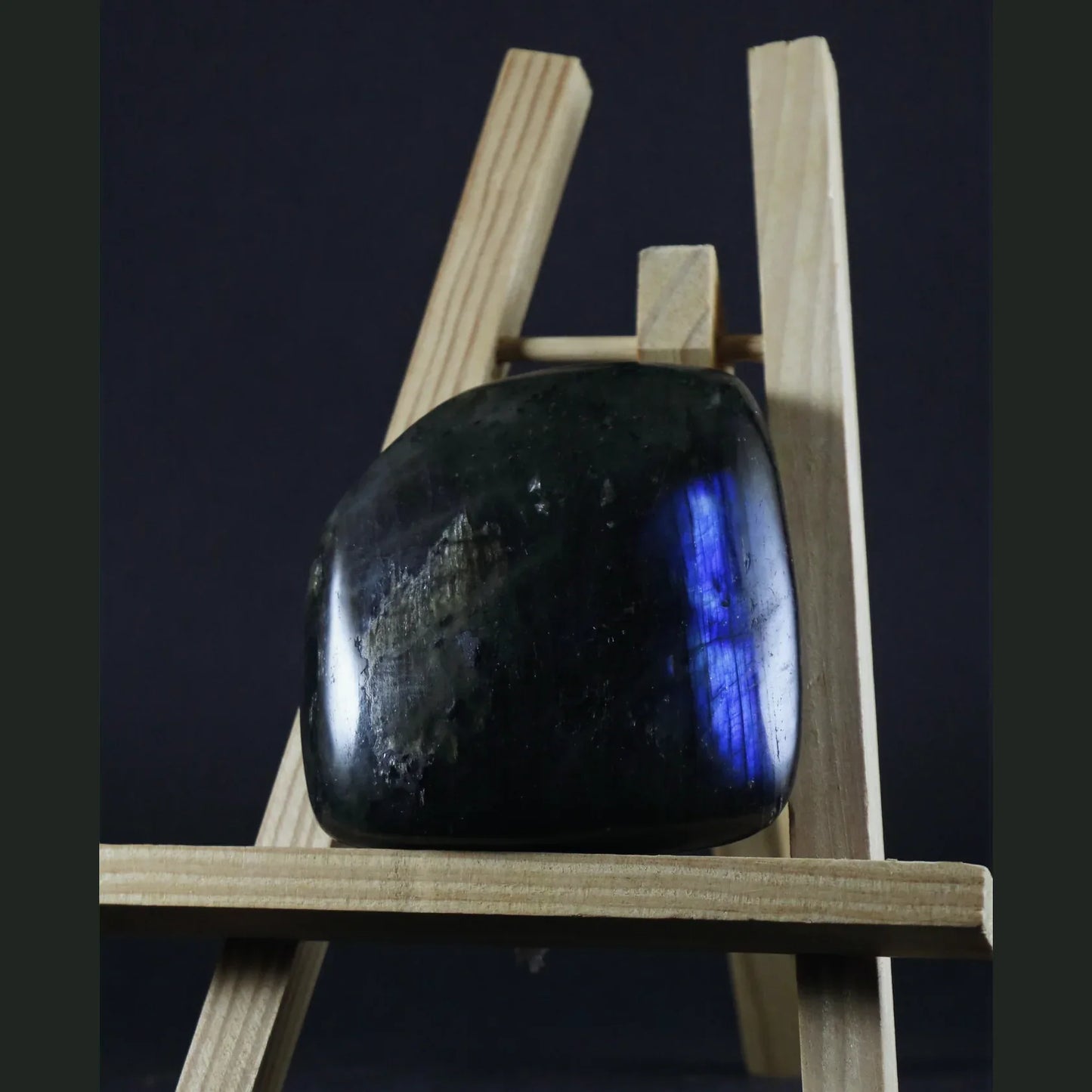Bloc poli en Labradorite 325g - Pierres de Terre Happy