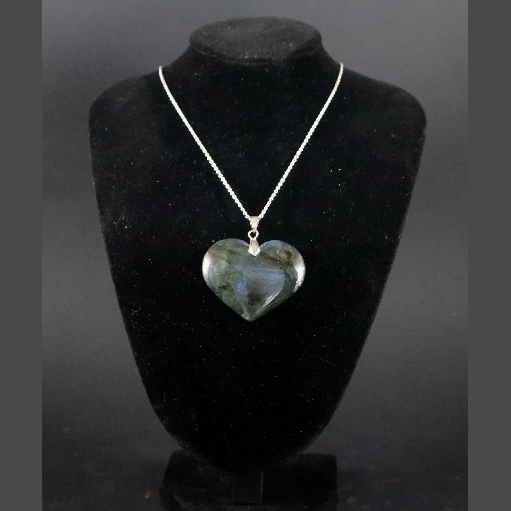 Pendentif coeur en Labradorite - Pierres de Terre Happy