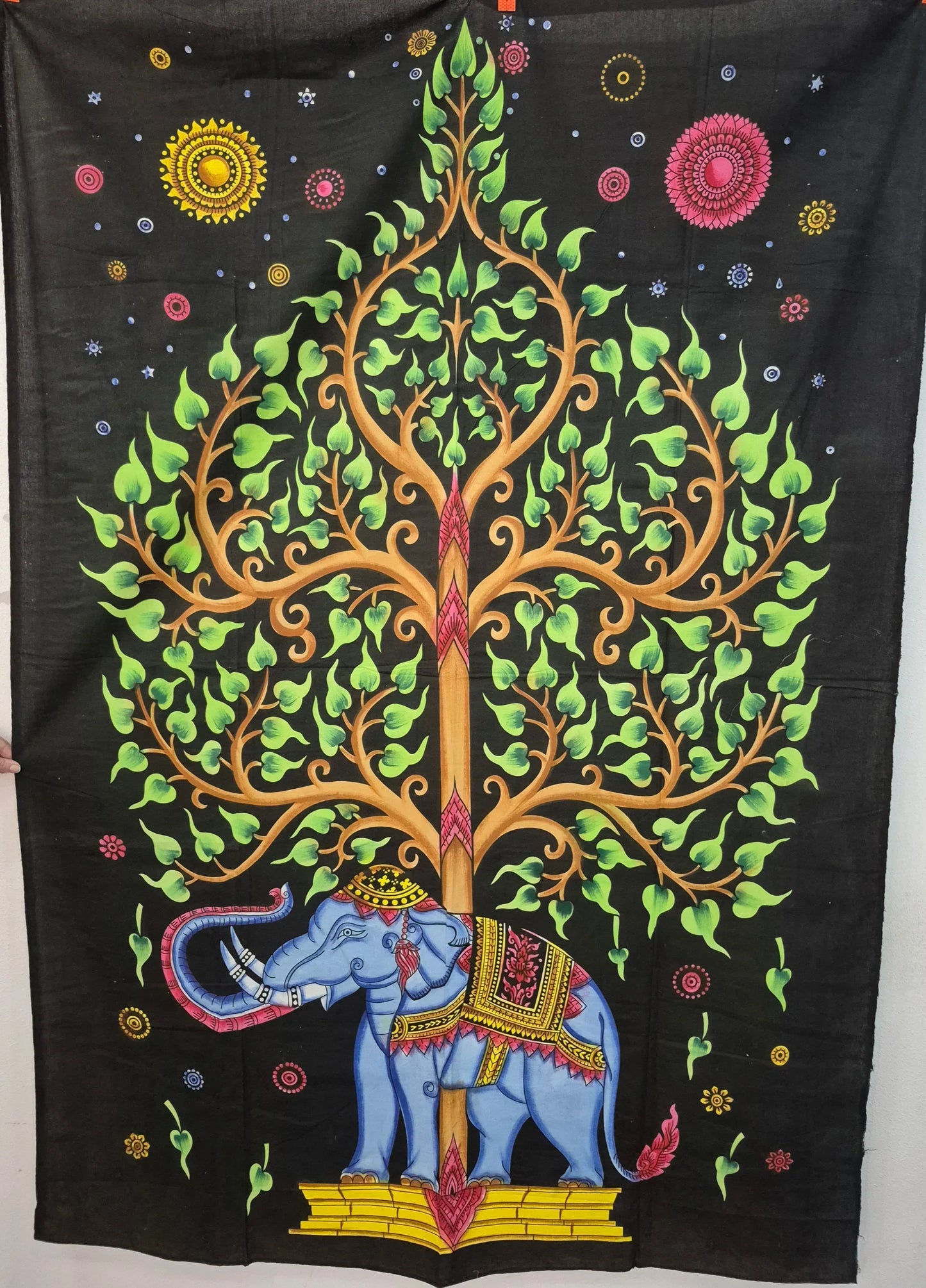 Tenture d'Inde moyen modèle - éléphant 2 - Pierres de Terre Happy
