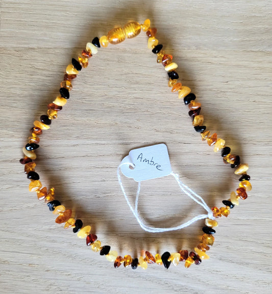 Collier en Ambre "chips" 30cm pour bébé - Pierres de Terre Happy
