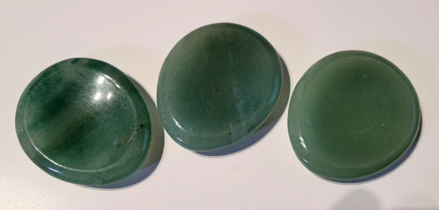 Galet antistress en Aventurine verte - Pierres de Terre Happy