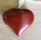 Pendentif coeur de Jaspe rouge 3cm - Pierres de Terre Happy