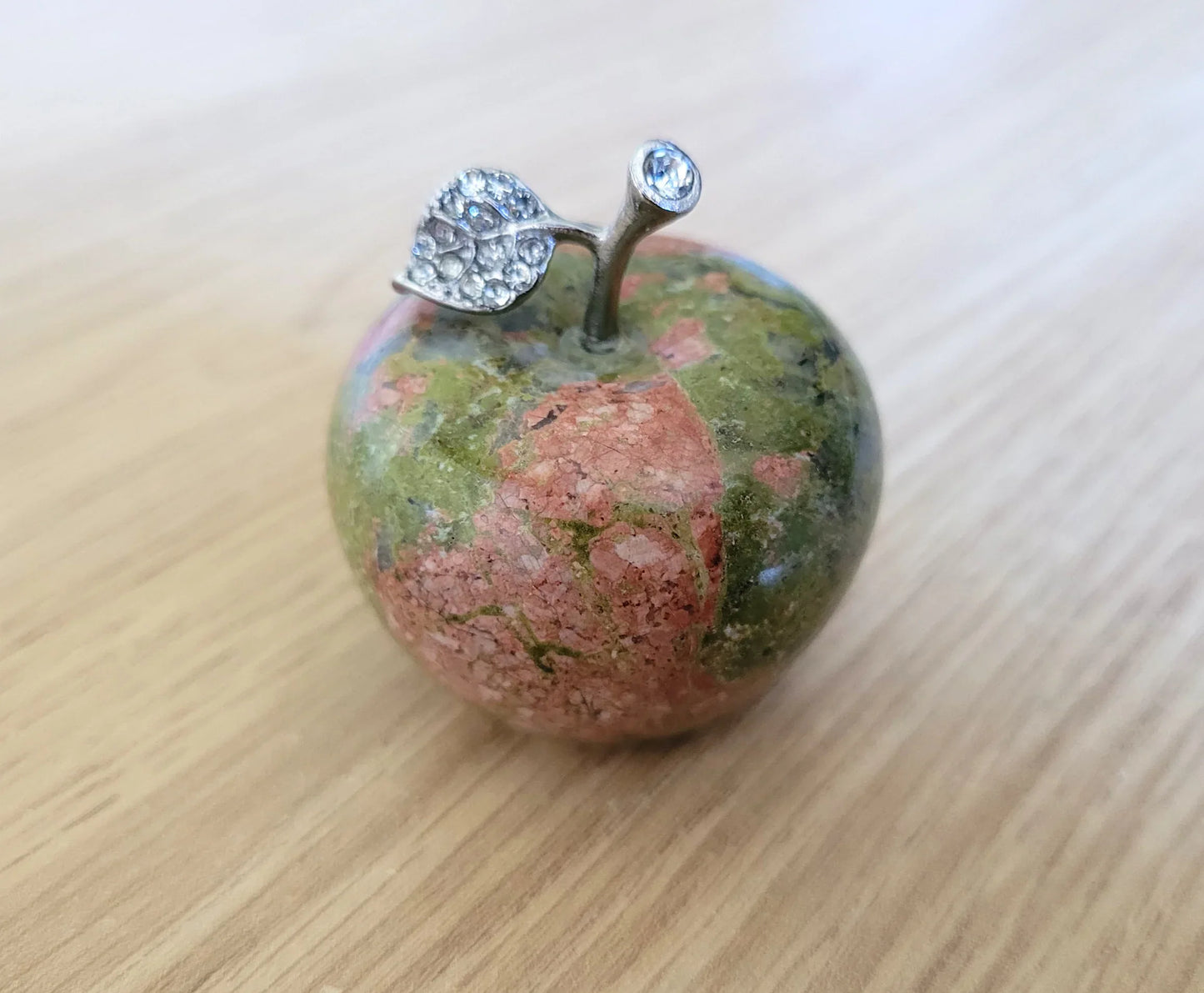 Pomme en Unakite - Pierres de Terre Happy