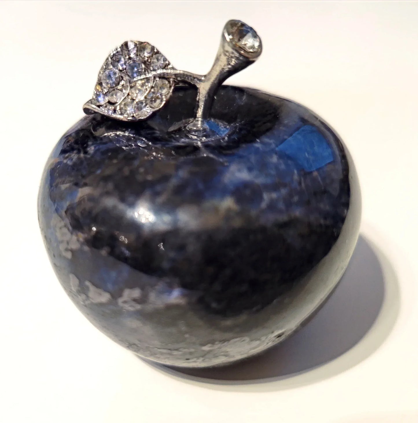 Pomme en Sodalite - Pierres de Terre Happy