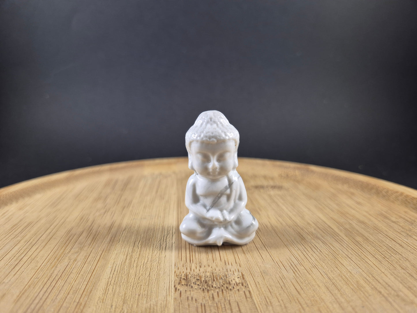 Bouddha indien en Howlite