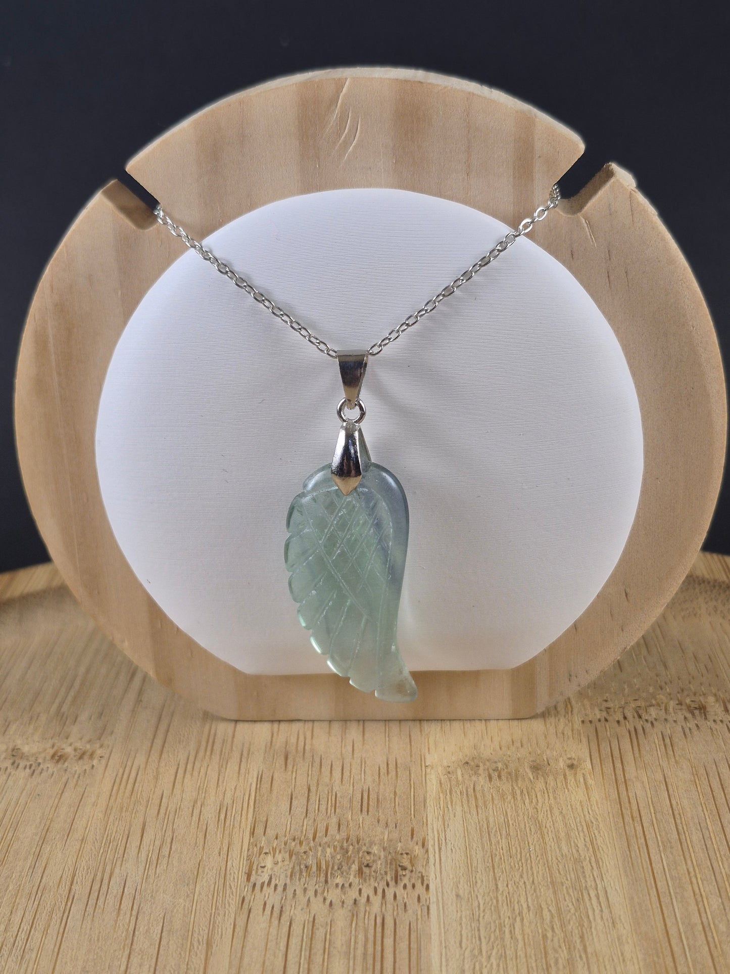 Pendentif aile en Fluorine verte
