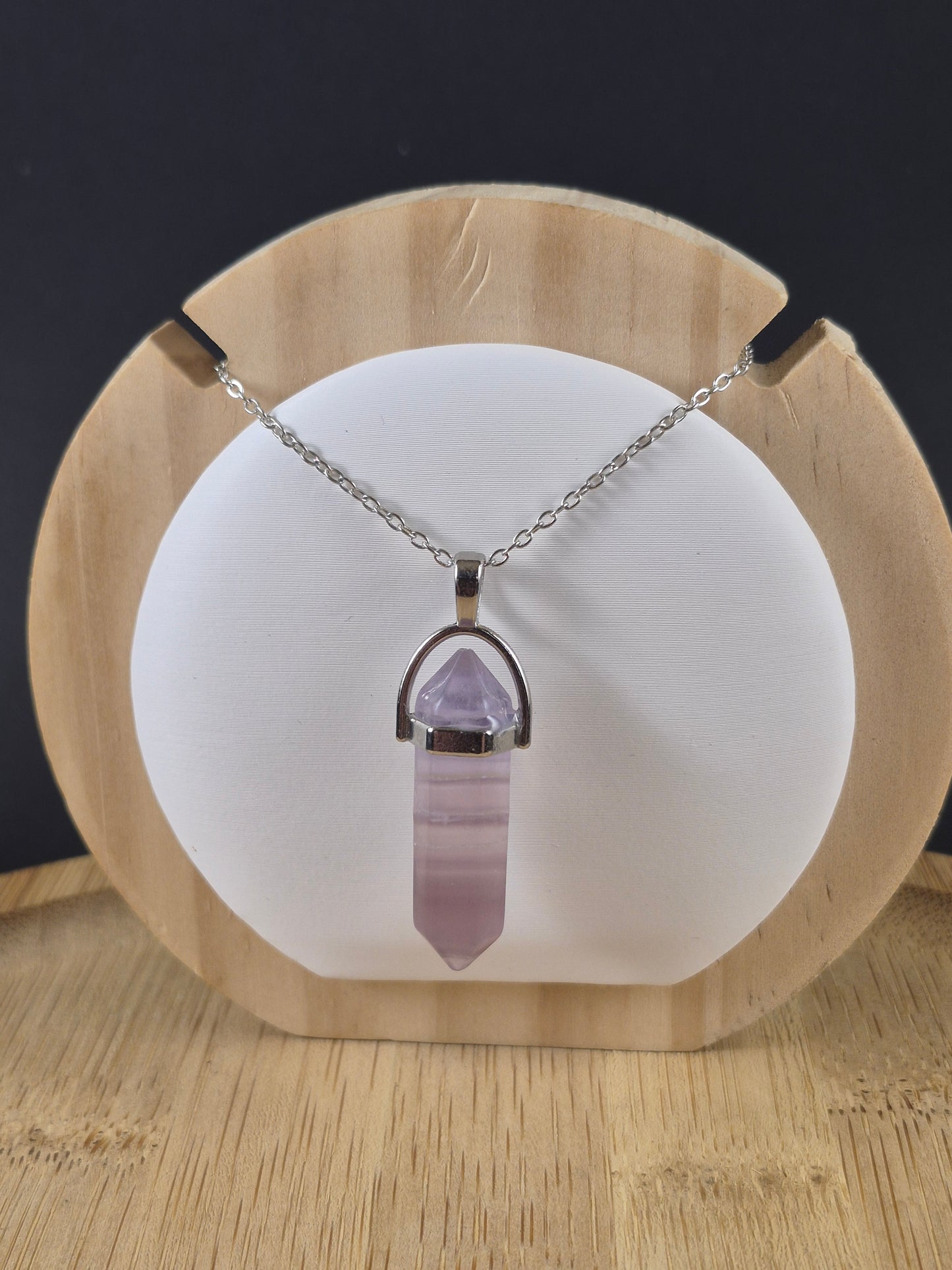 Pendentif doubles pointes en Fluorine violette