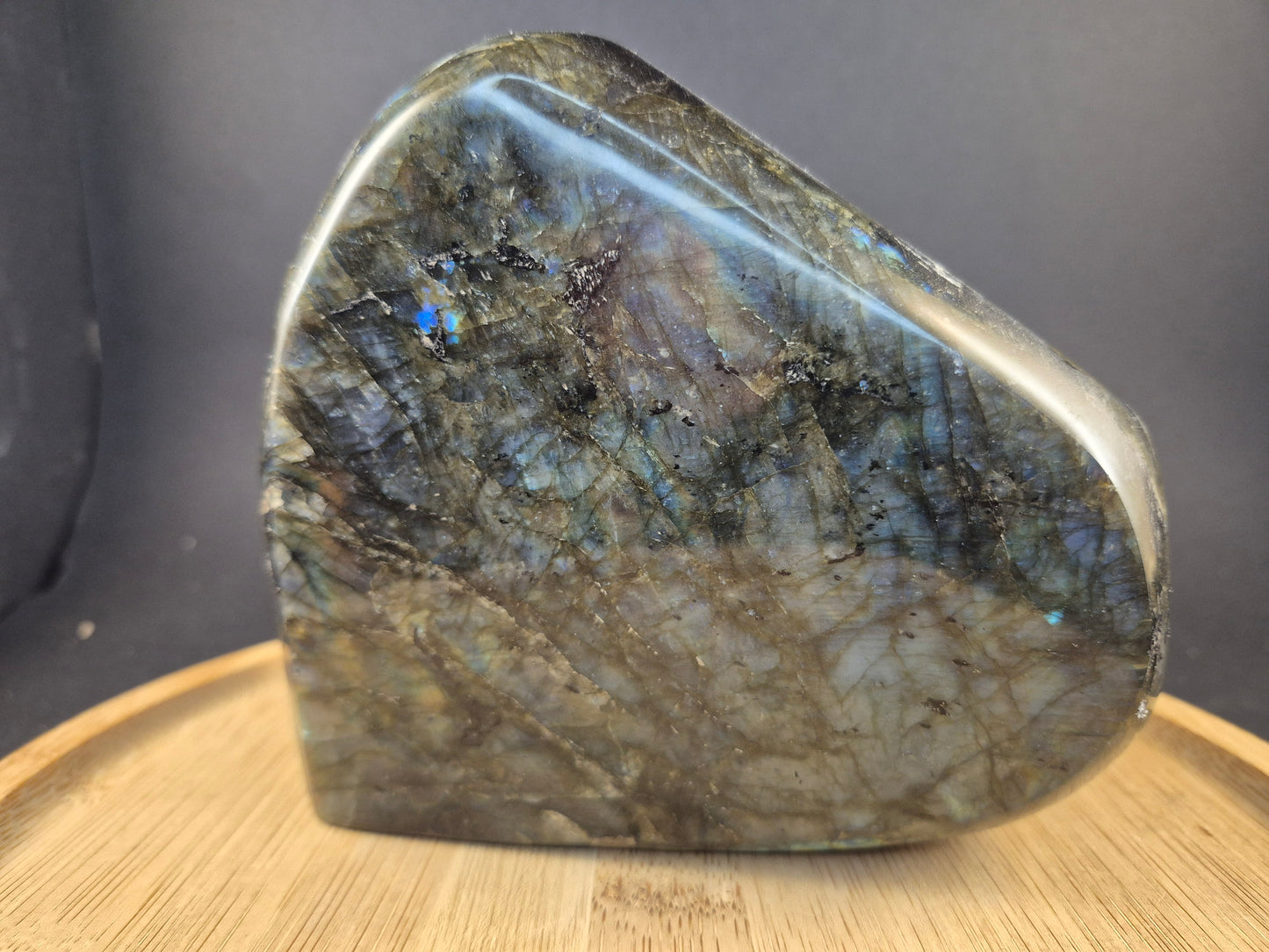 Bloc poli en Labradorite 2.12kgs