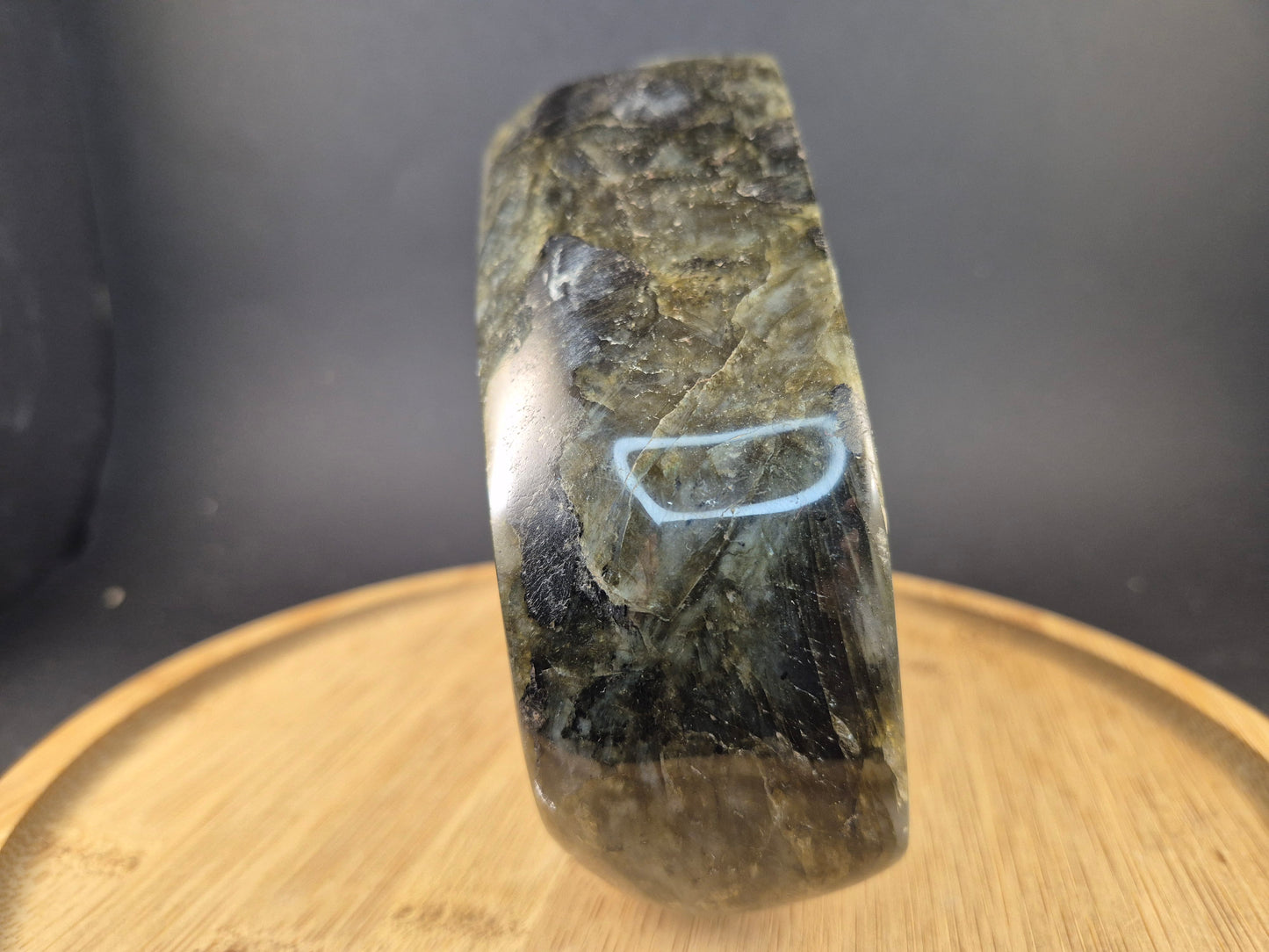 Bloc poli en Labradorite 2.12kgs