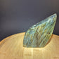 Bloc poli en Labradorite 690g